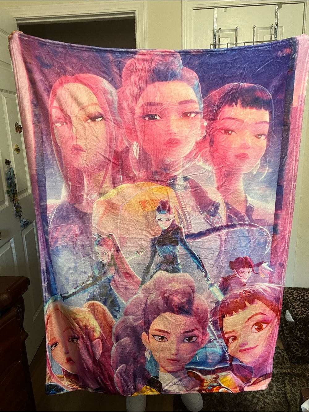Kpop DemonHunters Pink & Purple Animated Character Throw Blanket